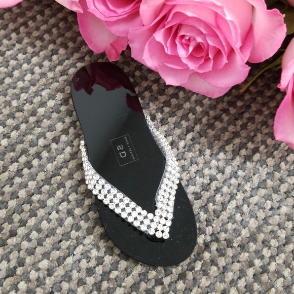 NIB-SIMON*DESIGNS CRYSTAL Paperweight - Picture 1 of 8